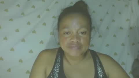 LorahVane online show from April 15, 2:24 pm