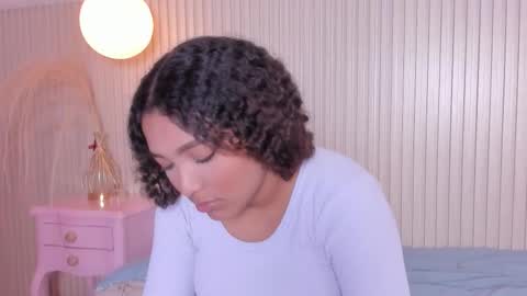 Loraine Rios online show from January 13, 4:18 am