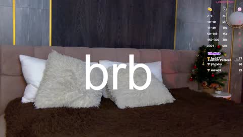 Snapshot of loraineluff chatting on December 30, 6:05 pm Loraine online show from December 30, 6:05 pm