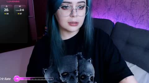 Snapshot of loramoonnn chatting on December 13, 2:54 am Lora online show from December 13, 2:54 am