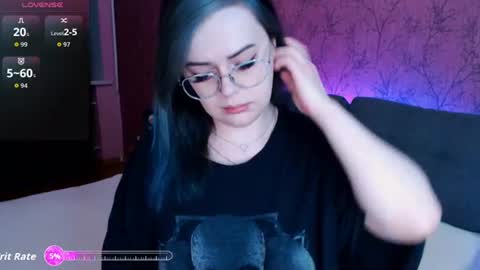 Snapshot of loramoonnn chatting on July 22, 11:51 pm Lora online show from July 22, 11:51 pm