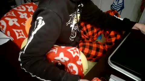 LORDXW online show from December 12, 4:59 am