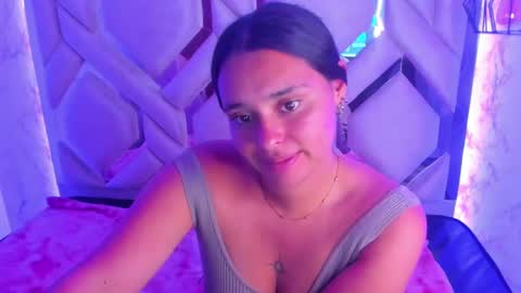 lorem_adams online show from January 17, 2:18 pm