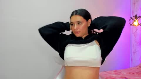 lorem_adams online show from February 3, 2:34 pm
