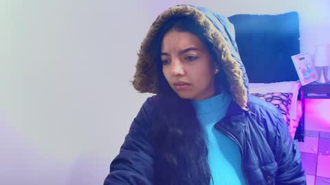 Loren online show from May 25, 8:48 pm