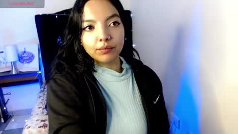 Loren online show from August 2, 4:05 pm