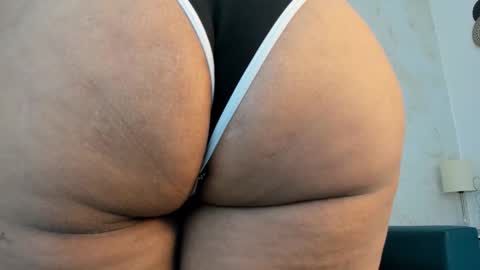 lorena_rubio online show from December 19, 12:01 pm