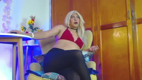 lorena_sexy__ online show from April 7, 4:51 pm