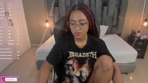 Lorena Vieira  online show from March 10, 11:38 pm