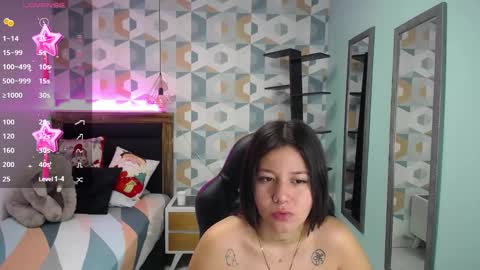 Snapshot of lorenadavies chatting on December 18, 11:56 am lorenadavies online show from December 18, 11:56 am
