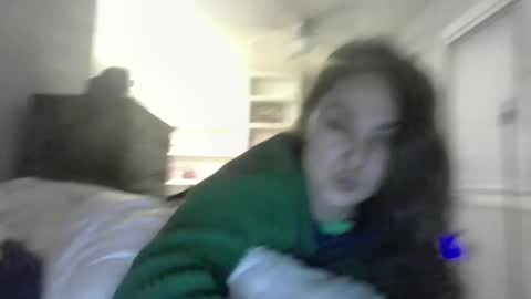 lorenlovely online show from October 1, 4:40 am