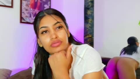 loretahorny online show from February 6, 1:36 pm