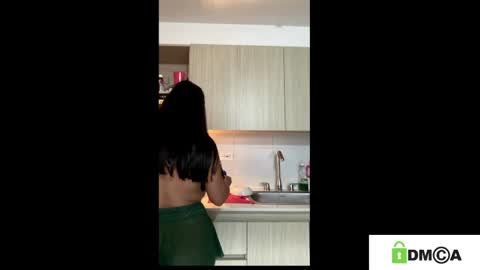 Queen Loreth online show from April 15, 7:58 pm