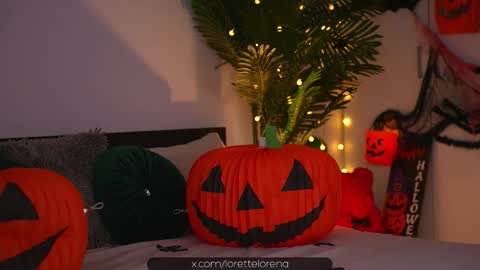 LoretteLorena online show from October 24, 6:21 am