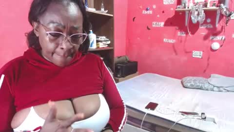 loretybighot online show from October 9, 12:03 pm