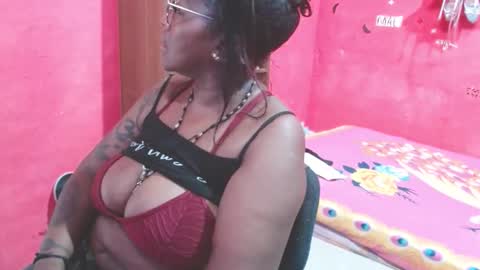 loretybighot online show from May 21, 4:36 pm