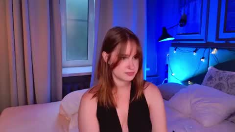Snapshot of lori_mason chatting on July 14, 6:13 pm Lori online show from July 14, 6:13 pm