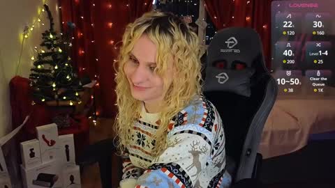 Lori -----------------------------------    online show from December 27, 2:12 pm