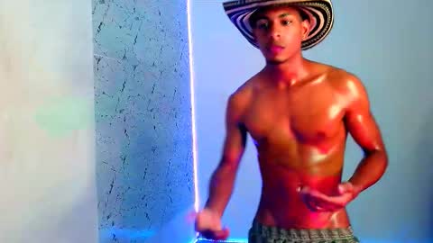 Lorian Vikel  online show from September 30, 10:59 pm