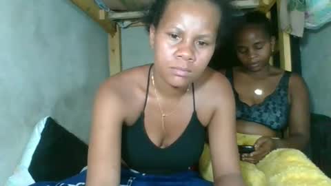 Snapshot of lorienne98 chatting on May 17, 11:12 pm lorienne98 online show from May 17, 11:12 pm