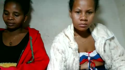 Snapshot of lorienne98 chatting on May 30, 5:15 am lorienne98 online show from May 30, 5:15 am