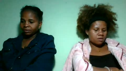 Snapshot of lorienne98 chatting on June 14, 2:24 am lorienne98 online show from June 14, 2:24 am