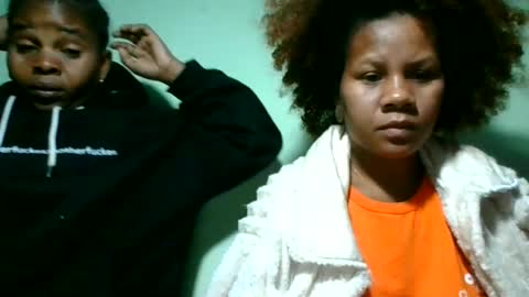Snapshot of lorienne98 chatting on June 19, 11:41 pm lorienne98 online show from June 19, 11:41 pm