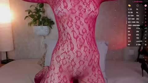 Lorna online show from February 20, 6:26 am