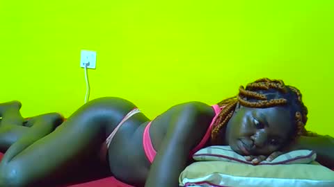 Snapshot of lorr982567 chatting on November 15, 6:04 pm lorr982567 online show from November 15, 6:04 pm