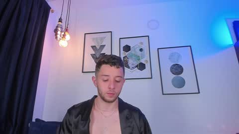 Snapshot of los_juanes chatting on January 3, 9:47 pm JUAN  JUAN online show from January 3, 9:47 pm