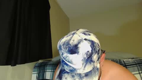 Snapshot of los_juanes chatting on October 29, 9:33 am JUAN  JUAN online show from October 29, 9:33 am