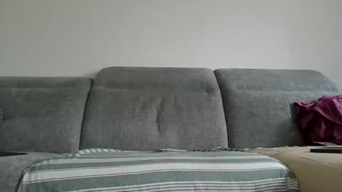 Snapshot of losertobiass chatting on April 19, 3:44 pm losertobiass online show from April 19, 3:44 pm