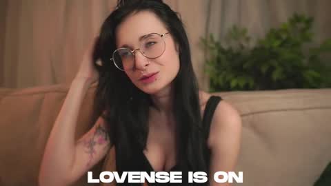 Jess online show from February 9, 11:36 am