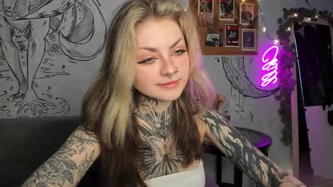 Snapshot of lostallice chatting on January 16, 7:49 am lostallice online show from January 16, 7:49 am