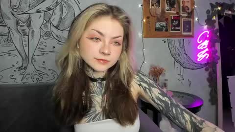 Snapshot of lostallice chatting on February 26, 5:20 am lostallice online show from February 26, 5:20 am