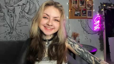 Snapshot of lostallice chatting on March 12, 8:41 am lostallice online show from March 12, 8:41 am