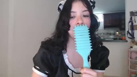 nefisa nef online show from February 15, 9:59 pm