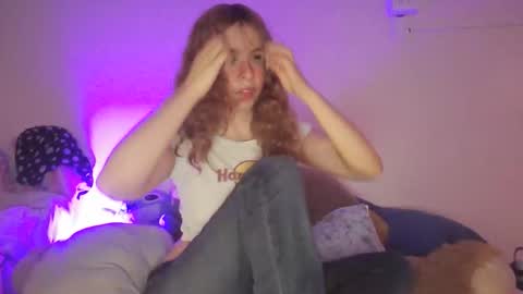 nefisa nef online show from November 8, 8:18 pm