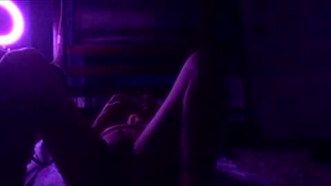 Snapshot of lostndapacific chatting on November 30, 9:02 am lostndapacific online show from November 30, 9:02 am