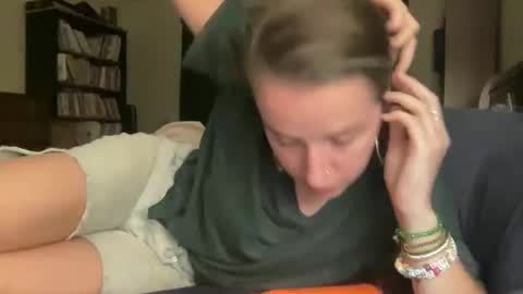 lothlori online show from November 27, 1:18 am