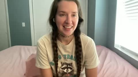 Snapshot of lothlori chatting on July 10, 2:19 pm lothlori online show from July 10, 2:19 pm