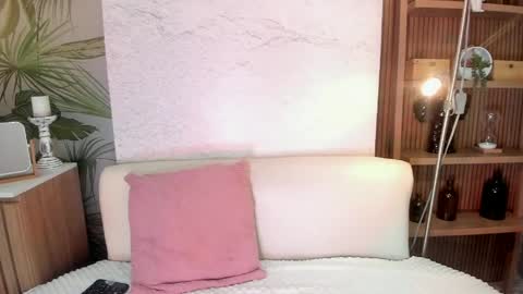 Snapshot of lotti_carter chatting on May 26, 8:16 pm Lotti online show from May 26, 8:16 pm