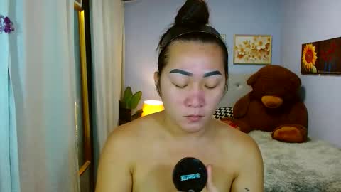 Snapshot of louie_sexy chatting on October 31, 11:44 am Cathy online show from October 31, 11:44 am