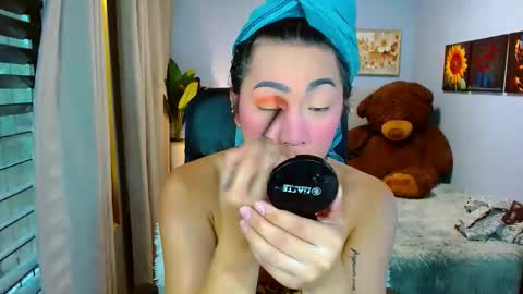 Snapshot of louie_sexy chatting on November 26, 6:58 am Cathy online show from November 26, 6:58 am