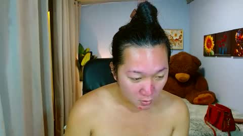 Snapshot of louie_sexy chatting on December 1, 10:20 am Cathy online show from December 1, 10:20 am