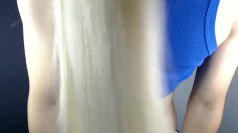 Snapshot of louilalicious chatting on March 6, 11:42 pm louilalicious online show from March 6, 11:42 pm