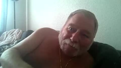 louis_chokdee online show from September 22, 3:03 pm