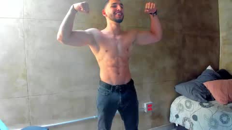 Louis online show from March 3, 7:17 pm