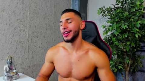 Louis online show from September 29, 10:47 pm