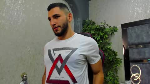 Louis online show from October 15, 10:21 pm